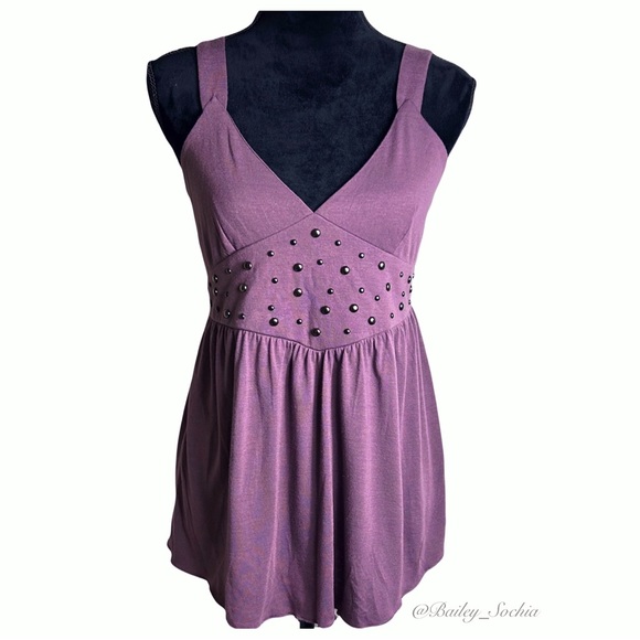 Mossimo Flare V Neck - Picture 1 of 7